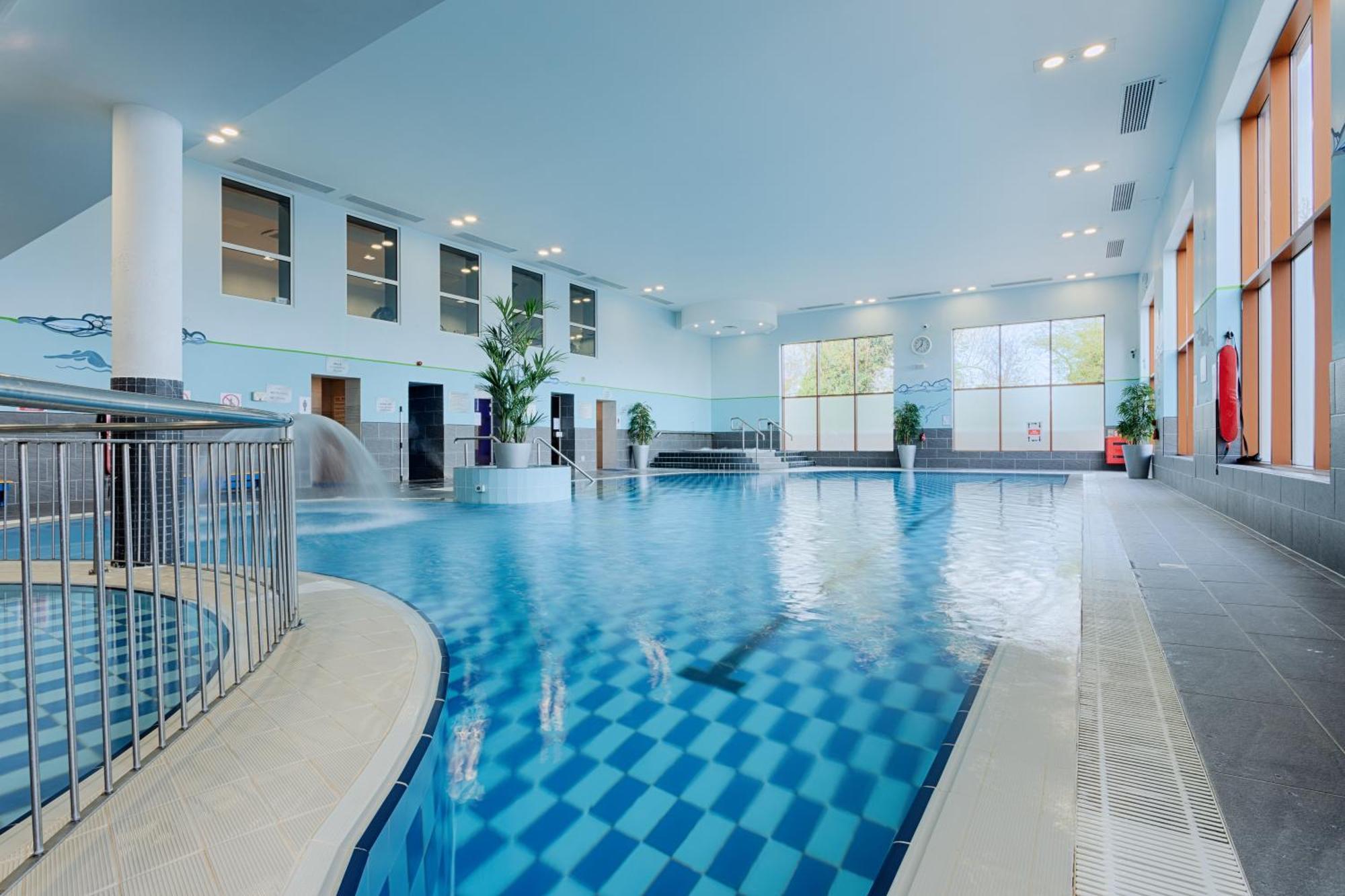 Mcwilliam Park Hotel Claremorris Exterior photo