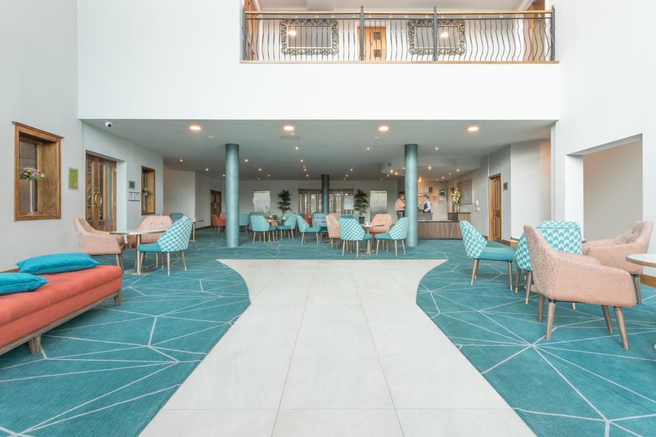 Mcwilliam Park Hotel Claremorris Exterior photo